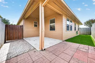 4606 E Meadow Dr, Deer Park, TX 77536 - Photo 31
