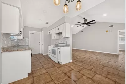 7530 Gulfbriar Place, Houston, TX 77489 - Photo 9