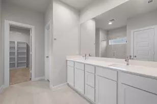 1731 Pecan Woods Ln, Conroe, TX 77301 - Photo 11