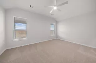 1731 Pecan Woods Ln, Conroe, TX 77301 - Photo 9