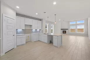 1731 Pecan Woods Ln, Conroe, TX 77301 - Photo 3