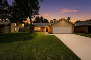 16310 Emberwood Dr, Houston, TX 77070 - Photo 1