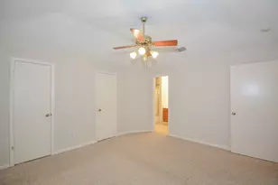 3015 Sam Houston Dr, Sugar Land, TX 77479 - Photo 17