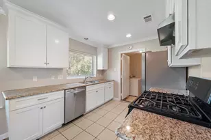 1115 W 31st St, Houston, TX 77018 - Photo 7
