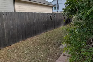 810 Paul Quinn St, Houston, TX 77091 - Photo 33