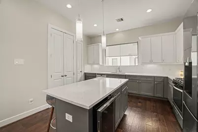 1156 Wycliffe Drive, Houston, TX 77043 - Photo 11
