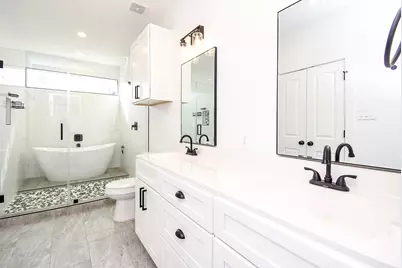 6828 Liverpool, Houston, TX 77021 - Photo 23