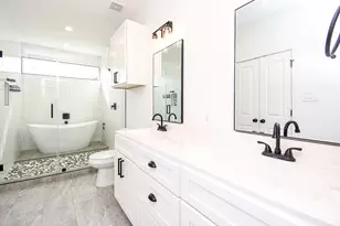 6828 Liverpool, Houston, TX 77021 - Photo 23