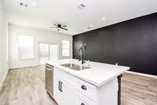 6828 Liverpool, Houston, TX 77021 - Photo 15