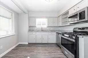 5106 Tavenor Ln, Houston, TX 77048 - Photo 9