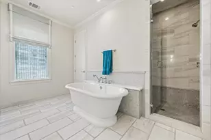 2413 Mimosa Dr, Houston, TX 77019 - Photo 27