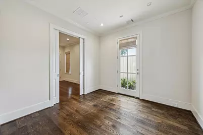 2413 Mimosa Drive, Houston, TX 77019 - Photo 7
