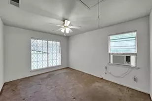 16722 Bryants Cir, Conroe, TX 77306 - Photo 19