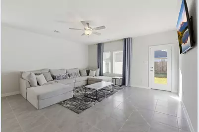 18623 Frost Ridge Drive, Crosby, TX 77532 - Photo 17
