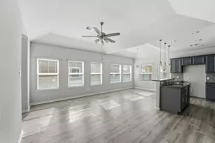 1204 Parkhurst Ave, Cleveland, TX 77327 - Photo 5