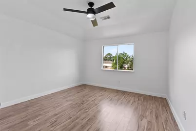 10039 Briarpark Trail Lane, Houston, TX 77064 - Photo 25