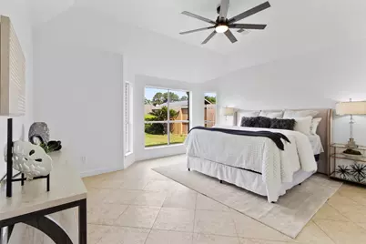 10039 Briarpark Trail Lane, Houston, TX 77064 - Photo 13