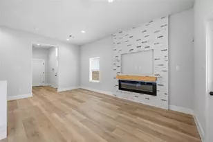 10610 Ashville Dr, Houston, TX 77051 - Photo 11