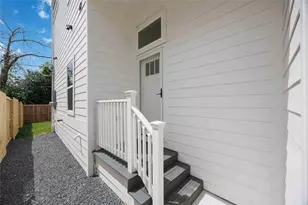 10610 Ashville Dr, Houston, TX 77051 - Photo 5