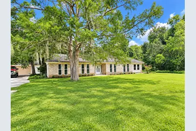 132 Otter Trail, Lake Jackson, TX 77566 - Photo 1