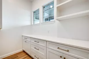 221 Arborwood Dr, Waller, TX 77484 - Photo 25