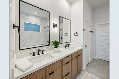 525 Hillwood Heights Drive, Houston, TX 77091 - Photo 25