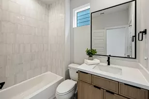 525 Hillwood Hts Dr, Houston, TX 77091 - Photo 33