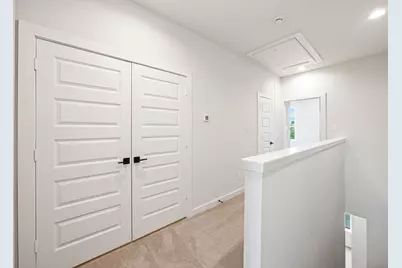 525 Hillwood Heights Drive, Houston, TX 77091 - Photo 29
