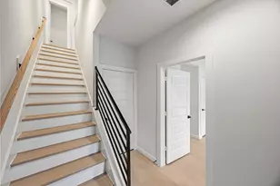 525 Hillwood Hts Dr, Houston, TX 77091 - Photo 9