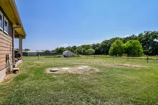 4064 Green Pastures, North Zulch, TX 77872 - Photo 23