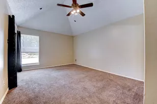 1906 Woodhue Dr, Houston, TX 77386 - Photo 13