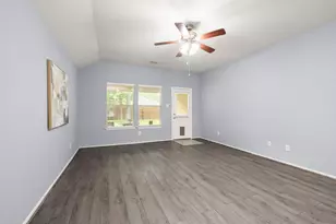 139 S Vesper Bend Cir, The Woodlands, TX 77382 - Photo 11
