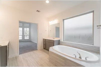 9430 Stablewood Lakes Lane, Tomball, TX 77375 - Photo 25