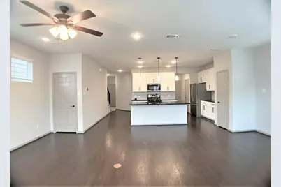 8656 Hollyoaks Creek Lane, Houston, TX 77063 - Photo 5
