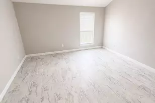 8714 Victorian Village Dr, Houston, TX 77071 - Photo 11