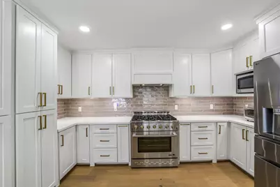 9306 Rosstown Way, Houston, TX 77080 - Photo 13