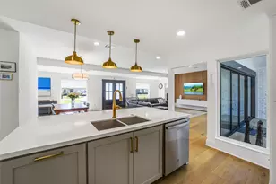 9306 Rosstown Way, Houston, TX 77080 - Photo 17