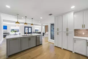 9306 Rosstown Way, Houston, TX 77080 - Photo 15