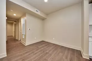 2829 Timmons Ln, Houston, TX 77027 - Photo 7