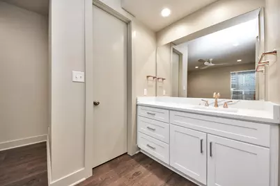 2829 Timmons Lane #201, Houston, TX 77027 - Photo 21