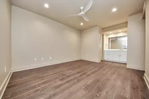 2829 Timmons Ln, Houston, TX 77027 - Photo 17