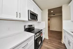 2829 Timmons Ln, Houston, TX 77027 - Photo 11