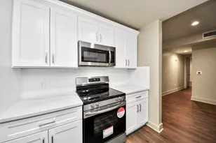 2829 Timmons Ln, Houston, TX 77027 - Photo 13