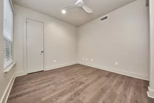 2829 Timmons Ln, Houston, TX 77027 - Photo 25