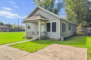 12101 23rd St, Santa Fe, TX 77510 - Photo 3
