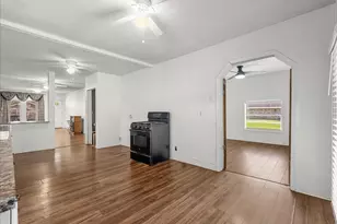 12101 23rd St, Santa Fe, TX 77510 - Photo 19