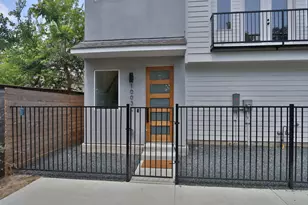 1003 Kern St, Houston, TX 77009 - Photo 9