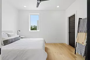 1003 Kern St, Houston, TX 77009 - Photo 31