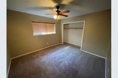 181 Greenleaf Lane, Conroe, TX 77304 - Photo 9