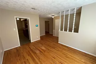 181 Greenleaf Ln, Conroe, TX 77304 - Photo 3